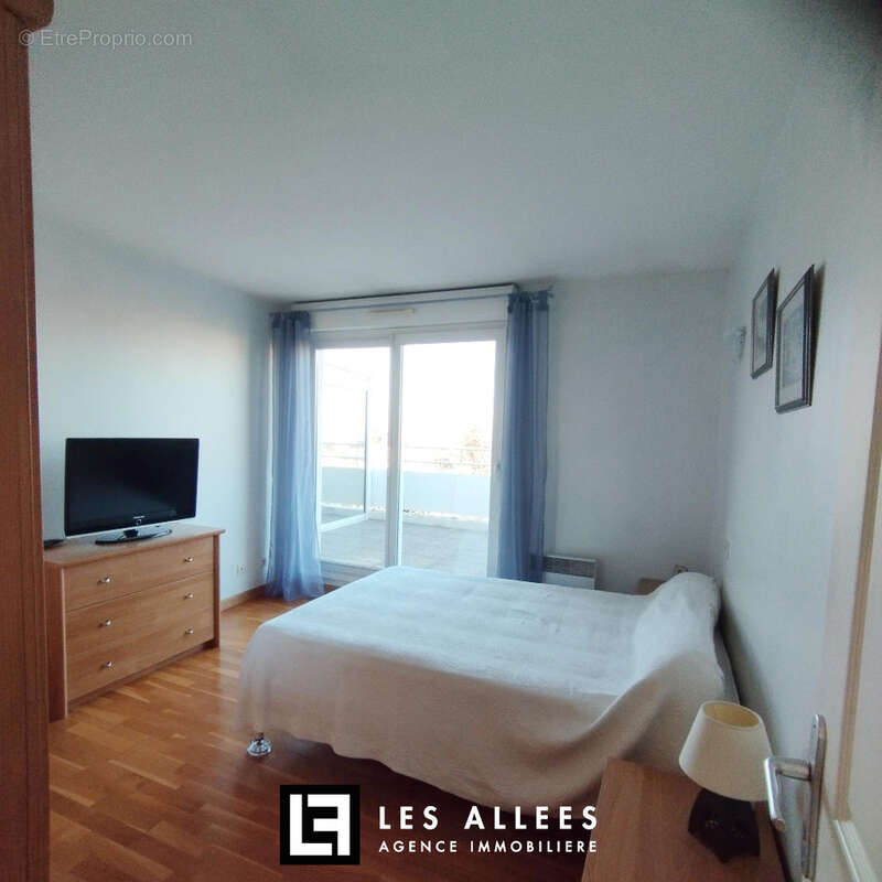 Chambre - Appartement à BOLLENE