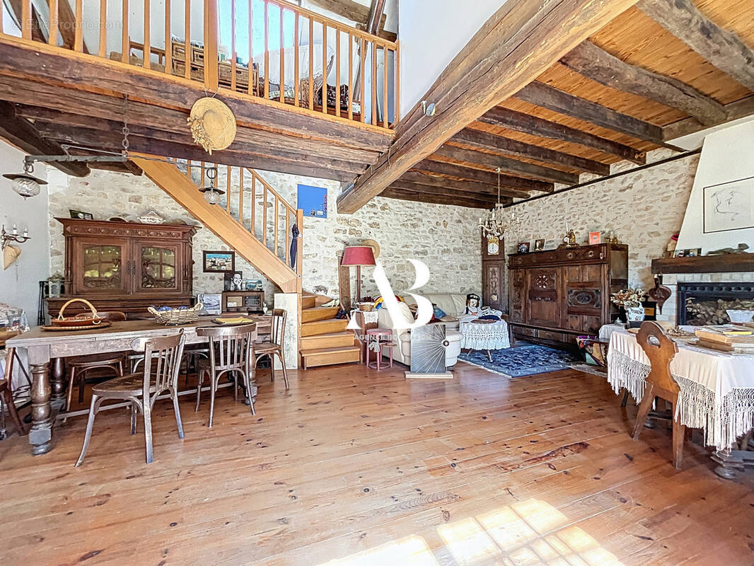 Maison à NANGIS