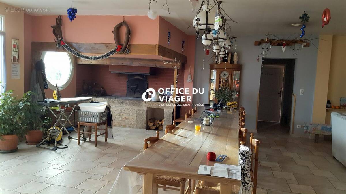 Maison à CUBLAC