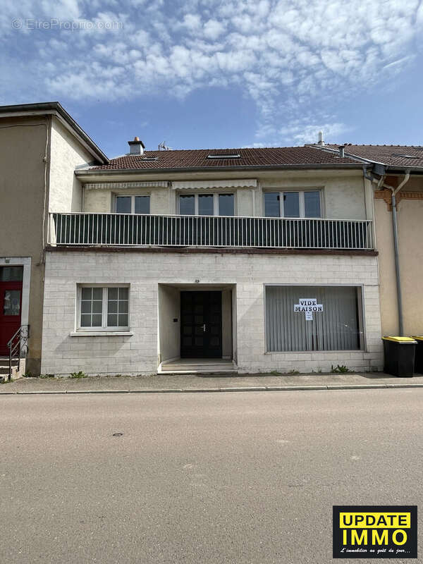 Appartement à VITTEL
