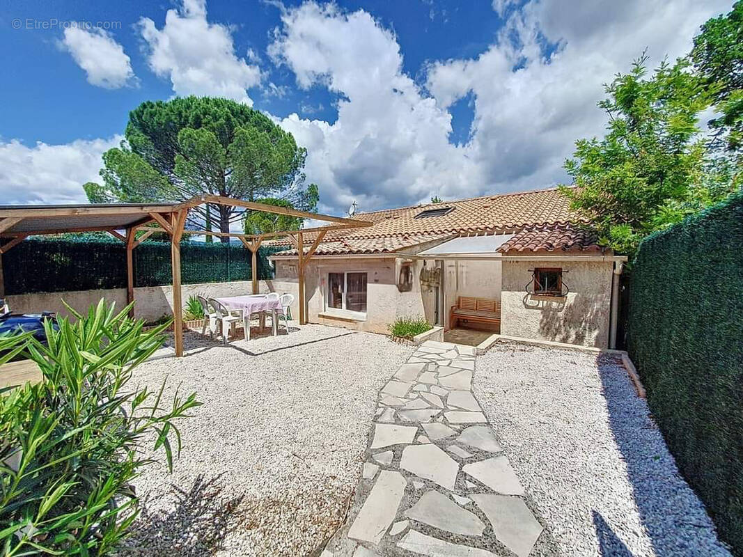 Maison à FAYENCE