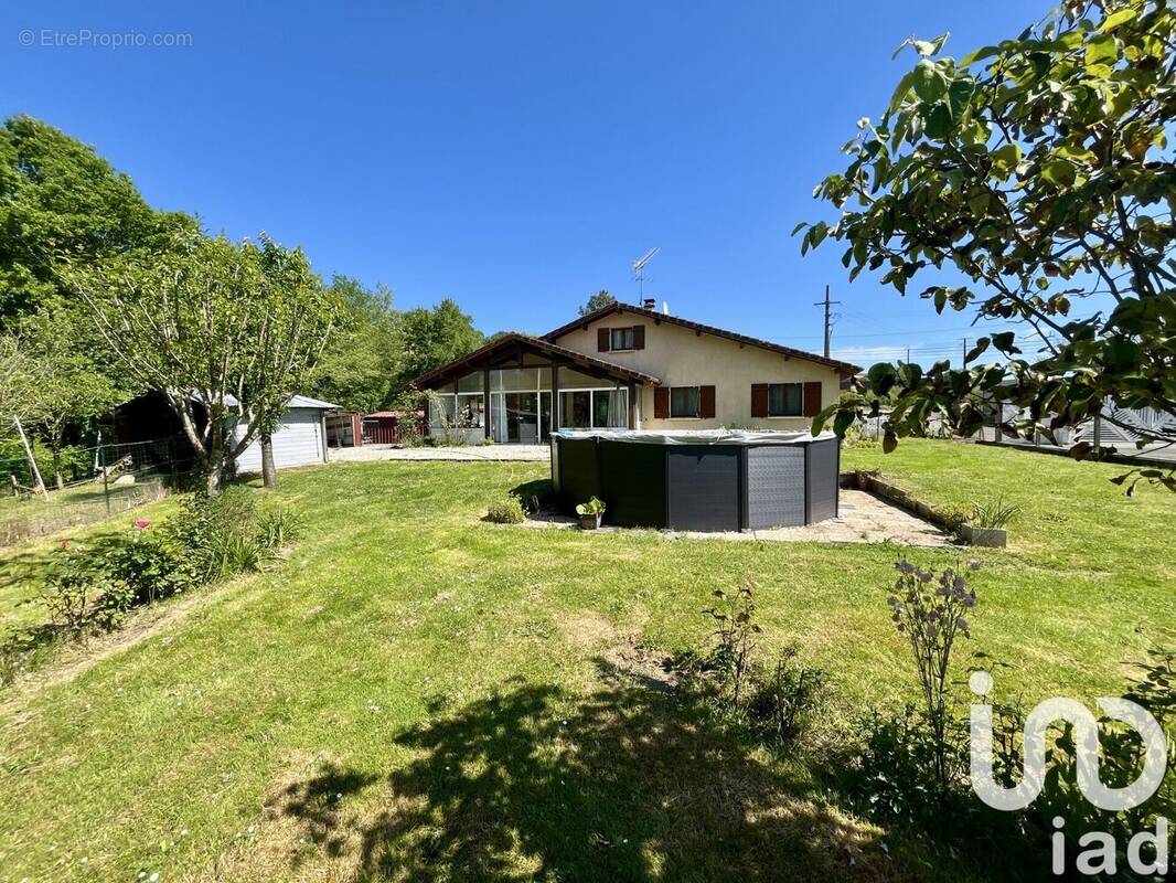 Photo 1 - Maison à RIVIERE-SAAS-ET-GOURBY