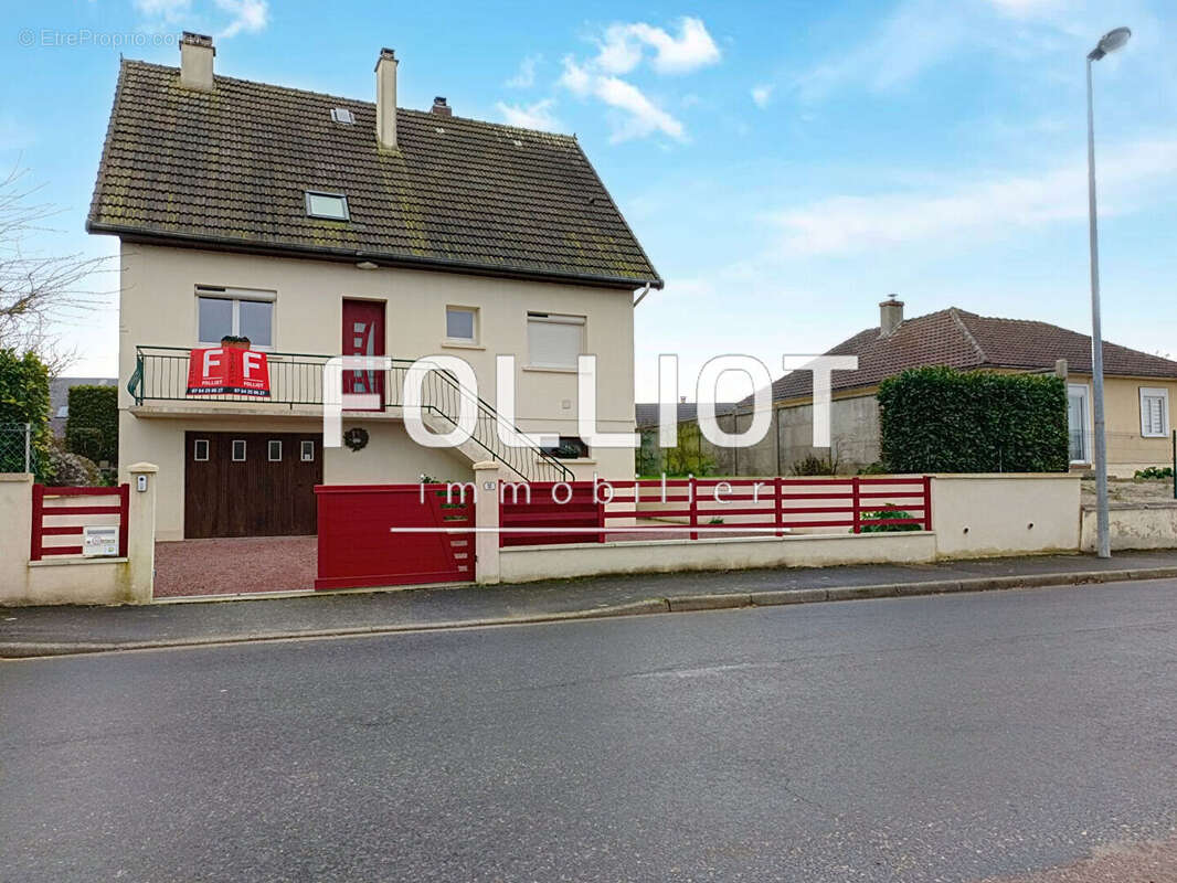 Maison à CARENTAN