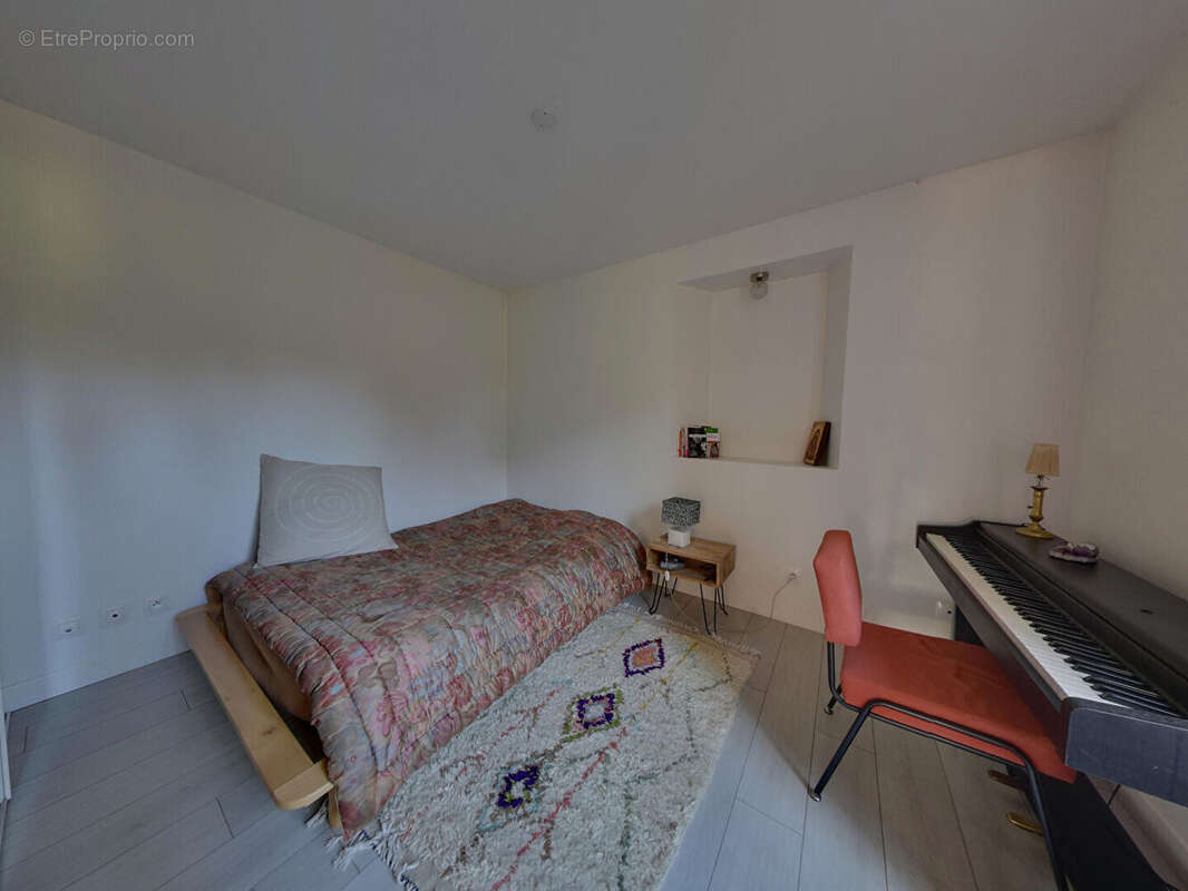 Appartement à CHEVREUSE