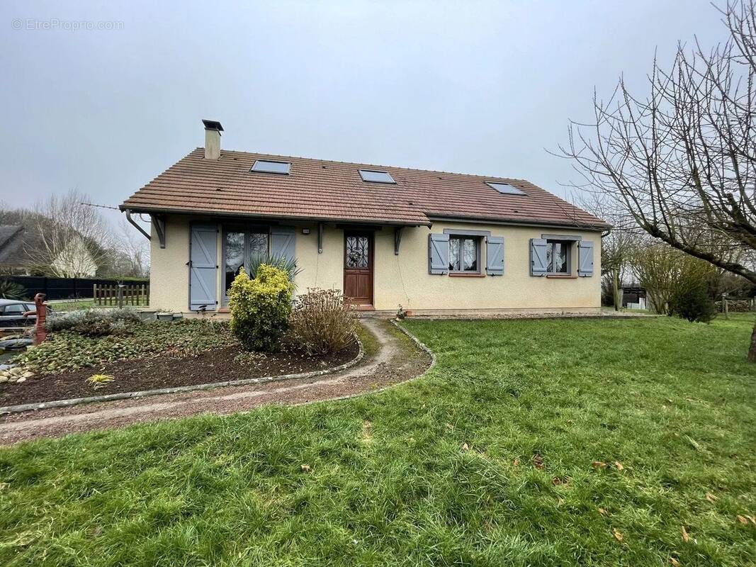 Maison à LIEUREY
