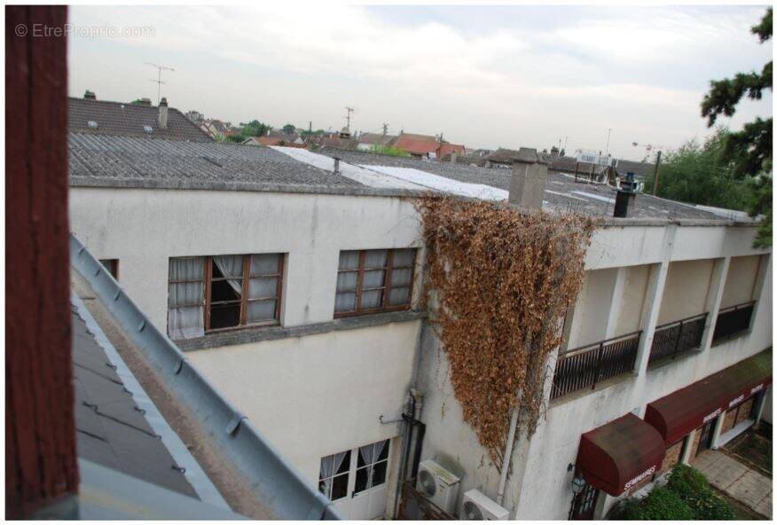 Appartement à PARAY-VIEILLE-POSTE