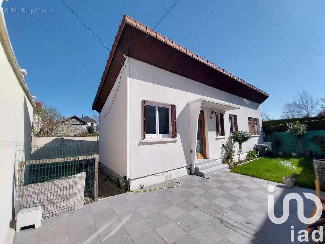 Photo 1 - Maison à ERMONT