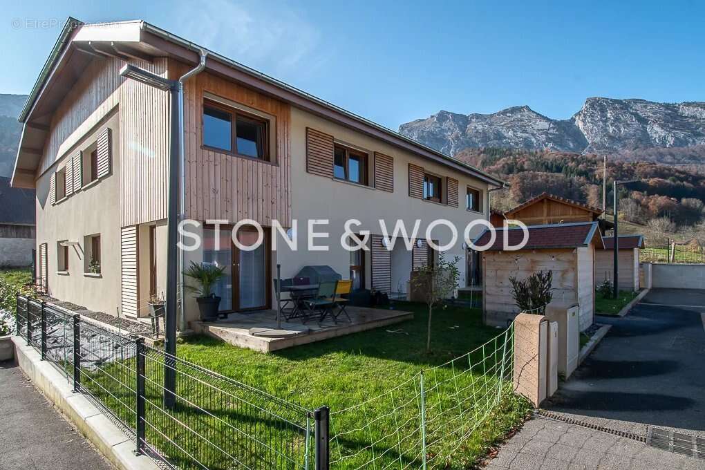 Appartement à THONES