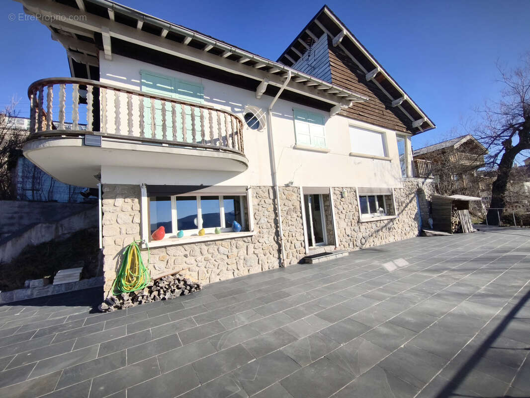Maison à FONT-ROMEU-ODEILLO-VIA