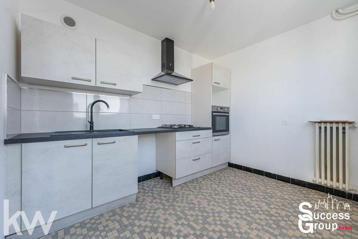 Appartement à LYON-8E