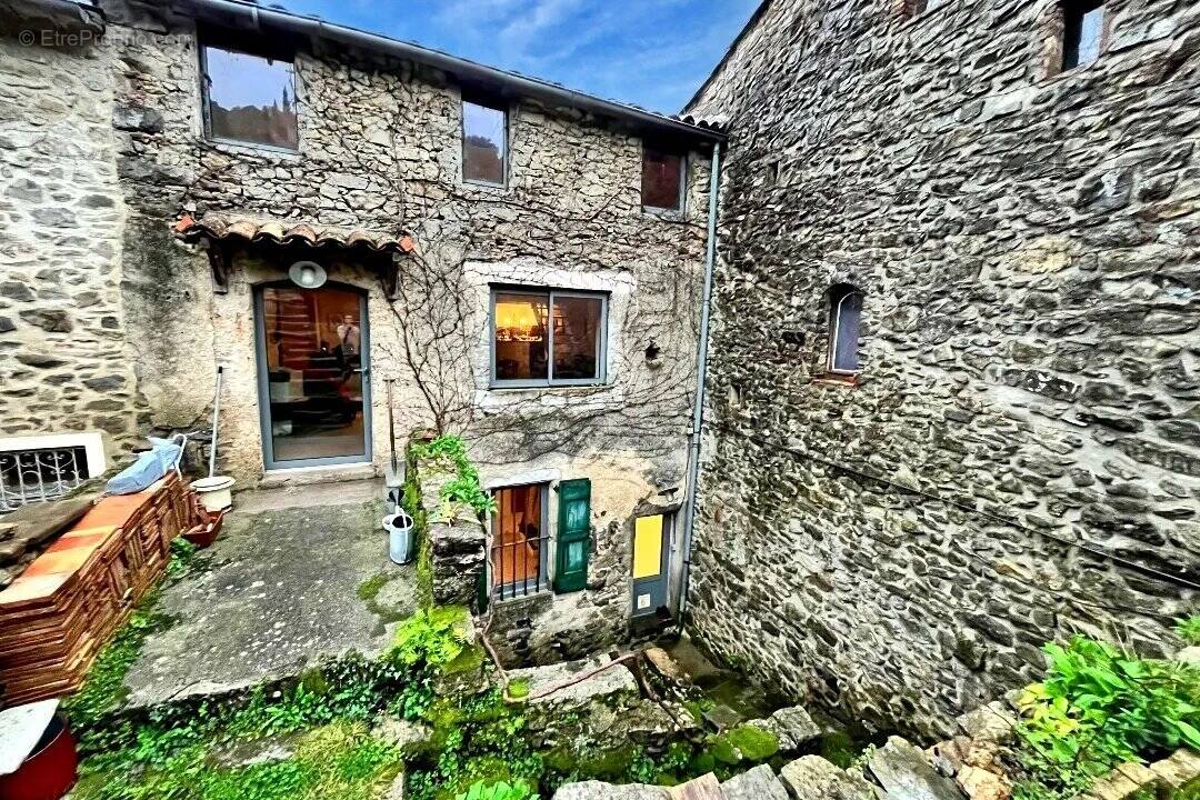 Maison à MONOBLET
