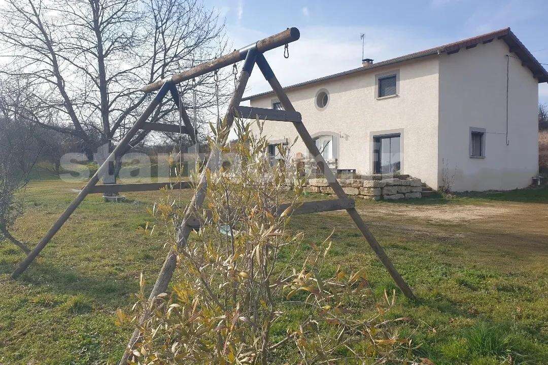 Maison à POMMIER-DE-BEAUREPAIRE