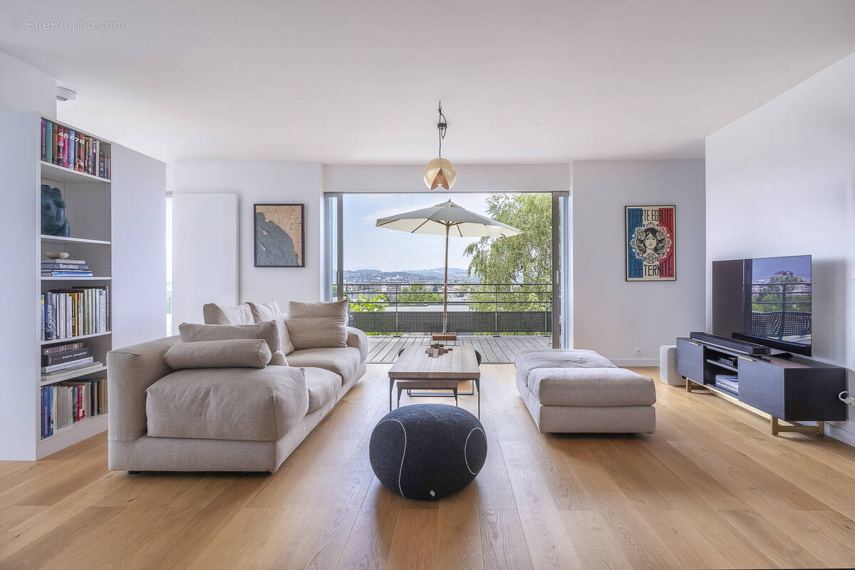 Appartement à ANNECY-LE-VIEUX