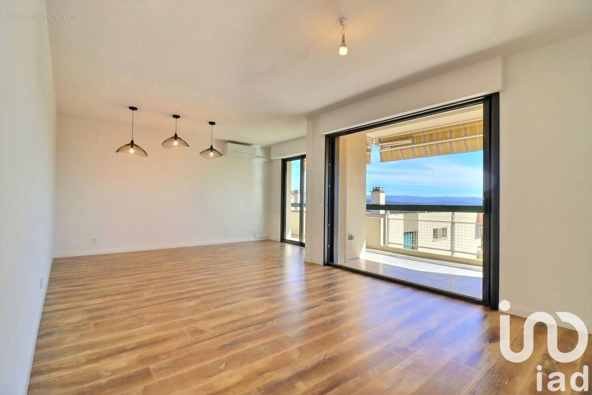 Photo 1 - Appartement à LA CIOTAT