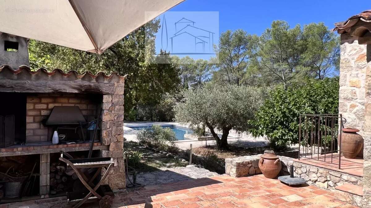 Maison à FAYENCE