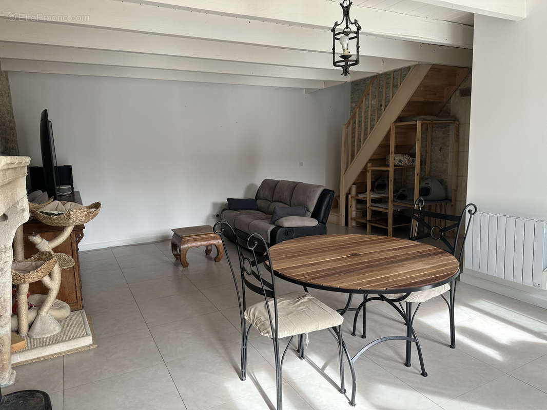 Maison à JARNAC