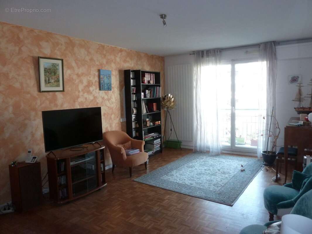 Appartement à LYON-8E