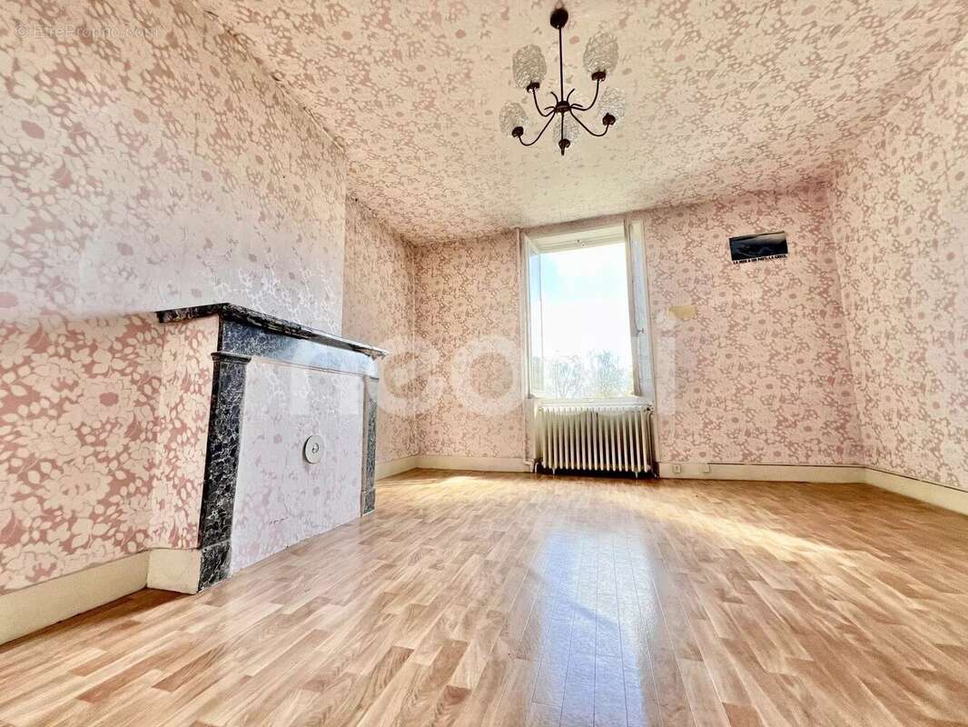 Maison à CLERMONT-FERRAND