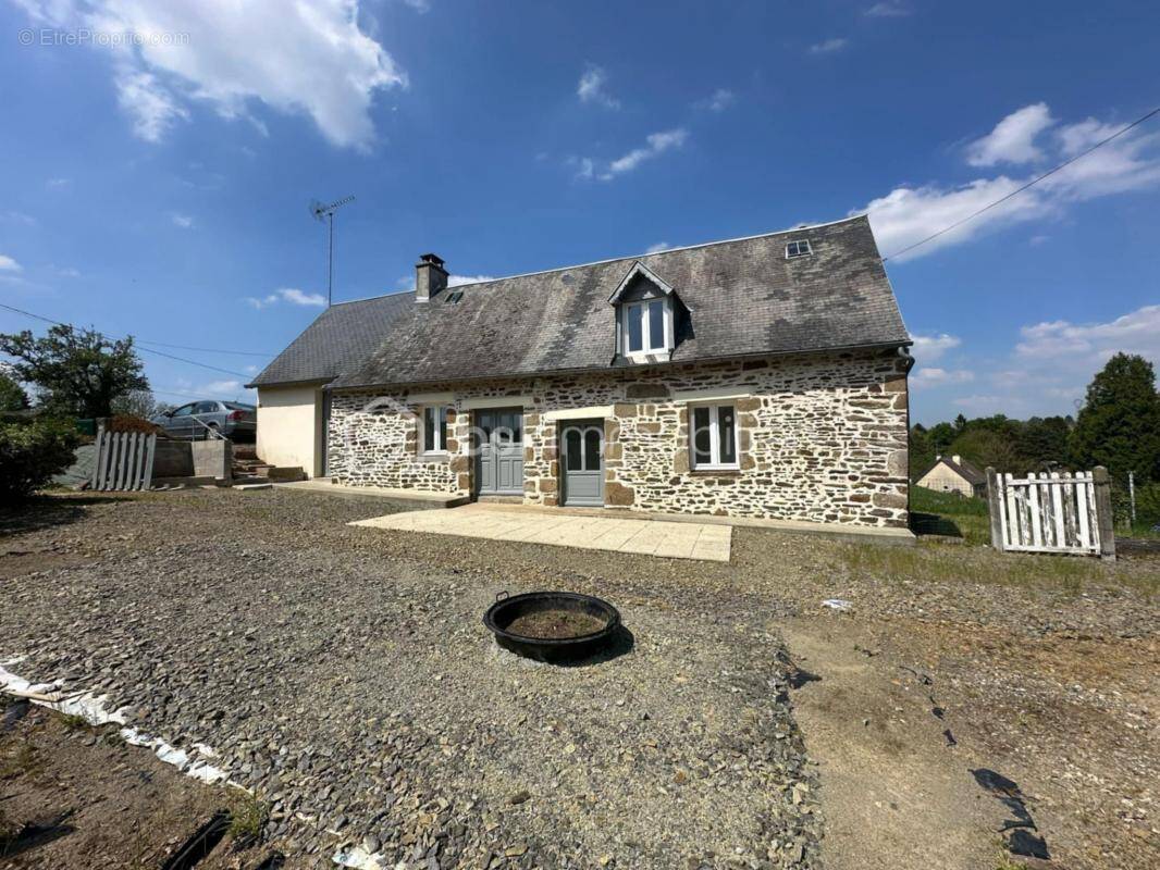 Maison à ISIGNY-LE-BUAT