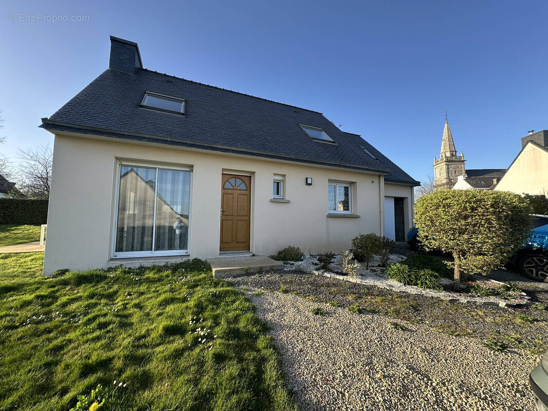 Maison à LA CHAPELLE-NEUVE