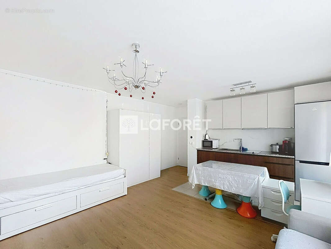 Appartement à LA QUEUE-EN-BRIE