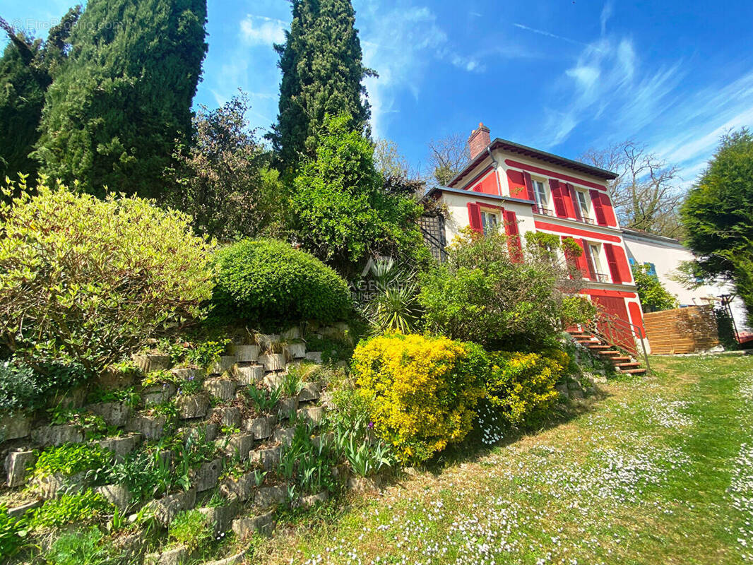 Maison à PONTOISE