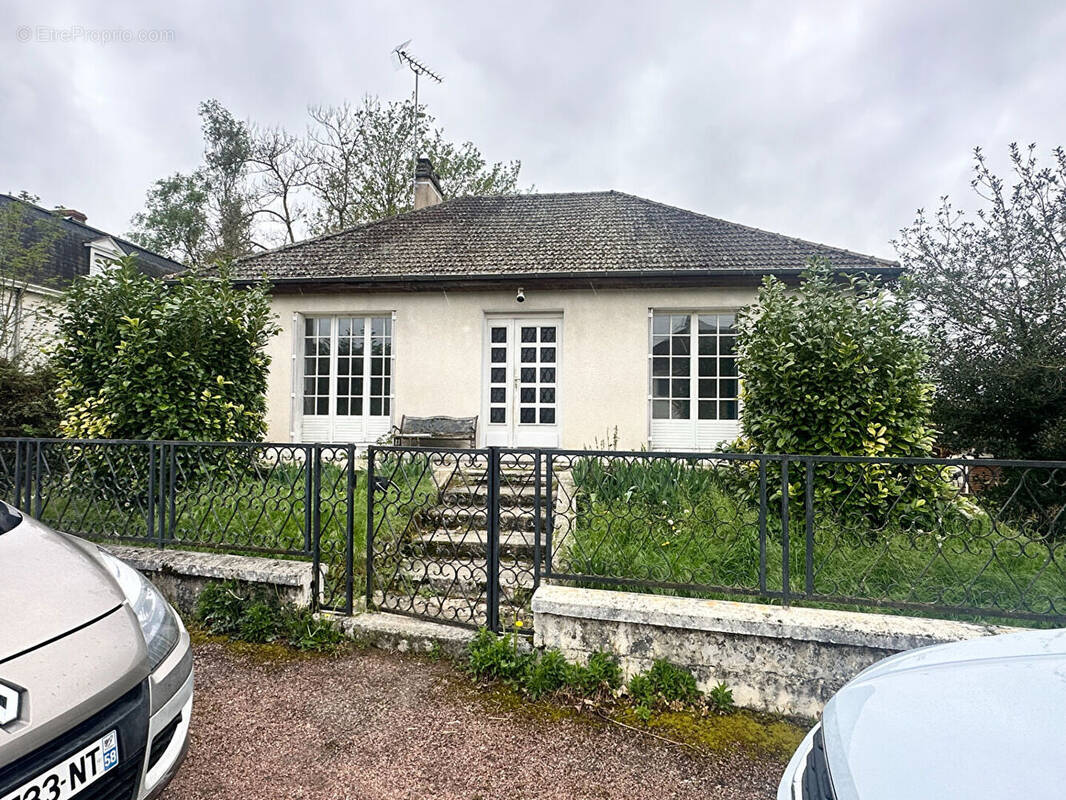 Maison à POUGUES-LES-EAUX