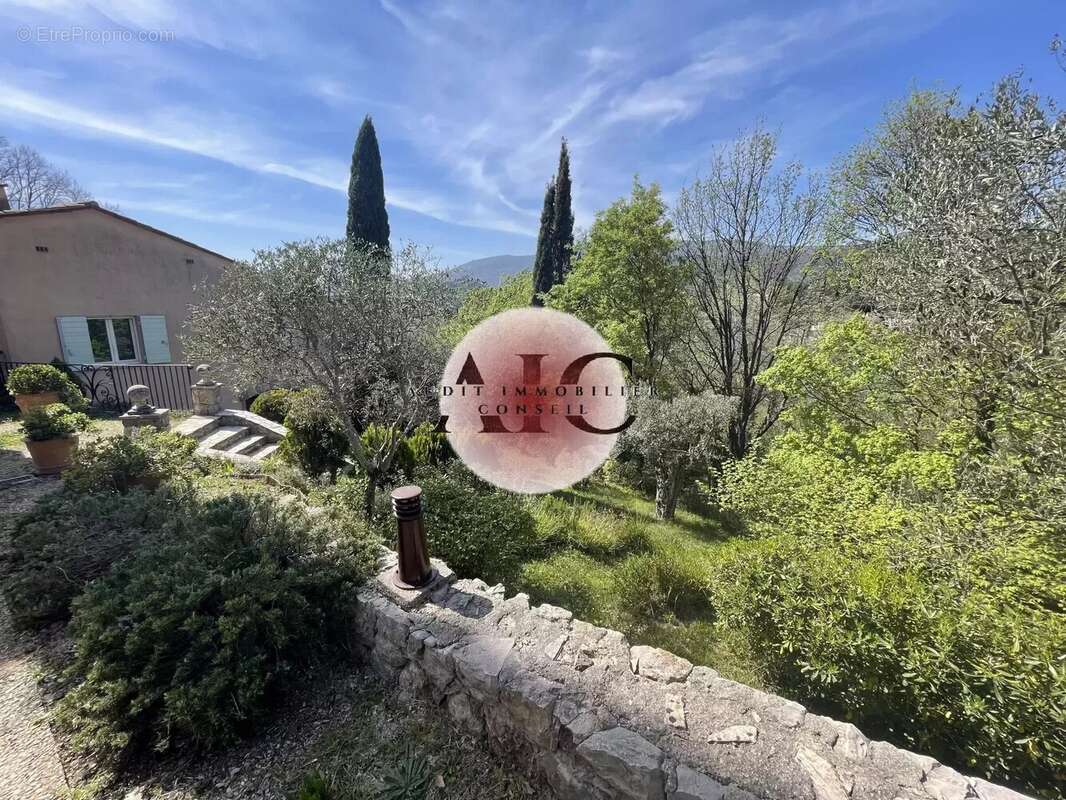 Maison à FAYENCE