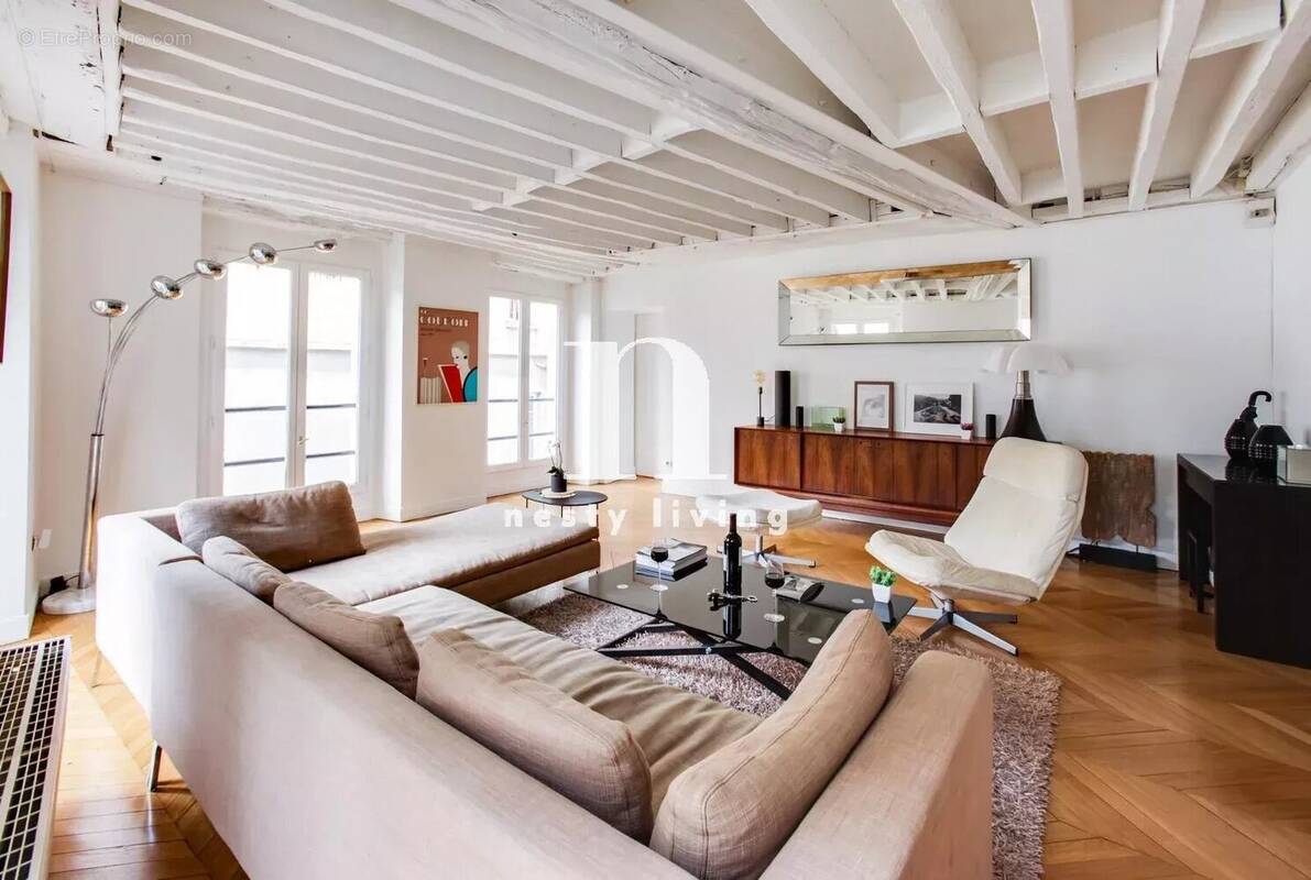 Appartement à PARIS-2E