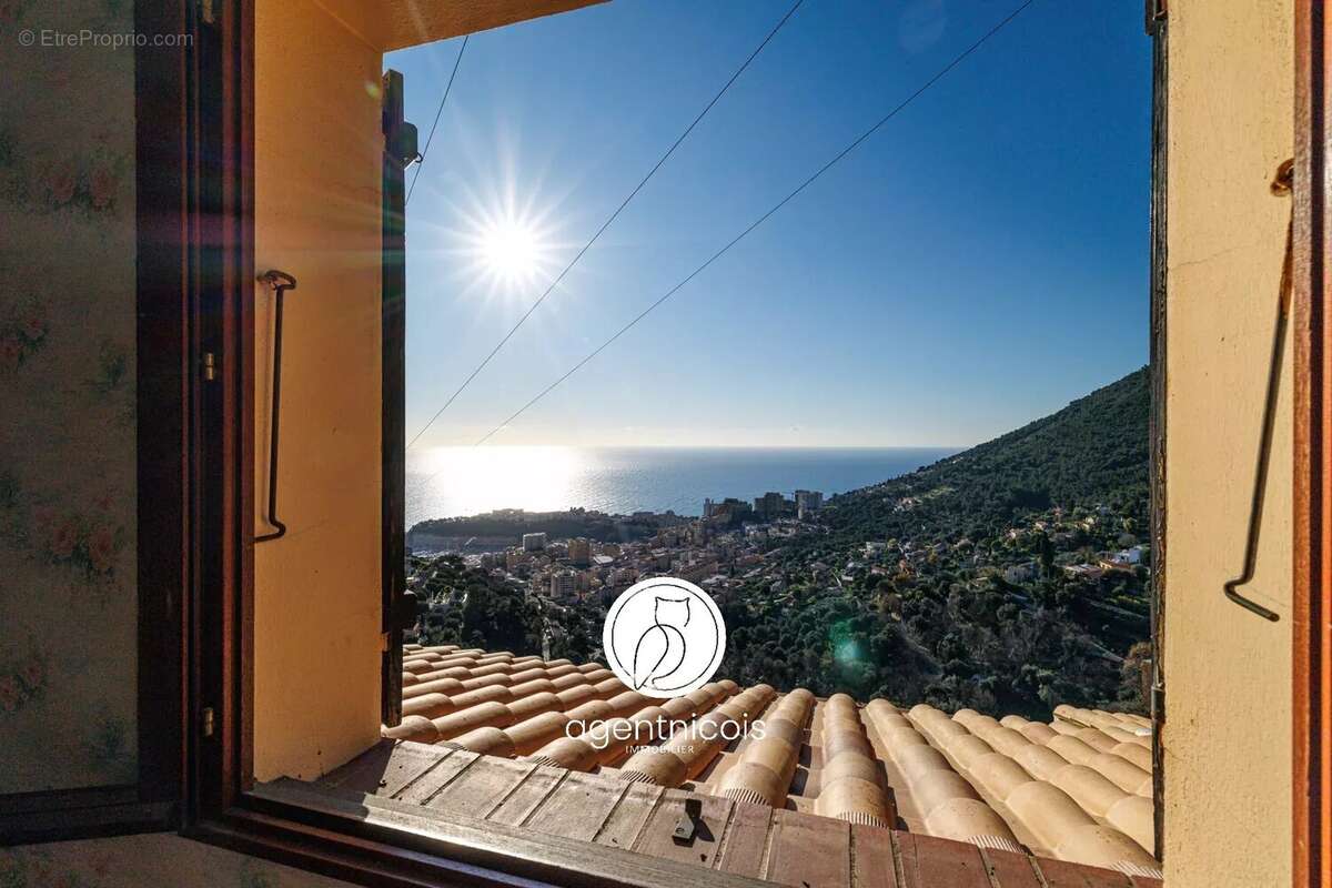 Maison à LA TURBIE
