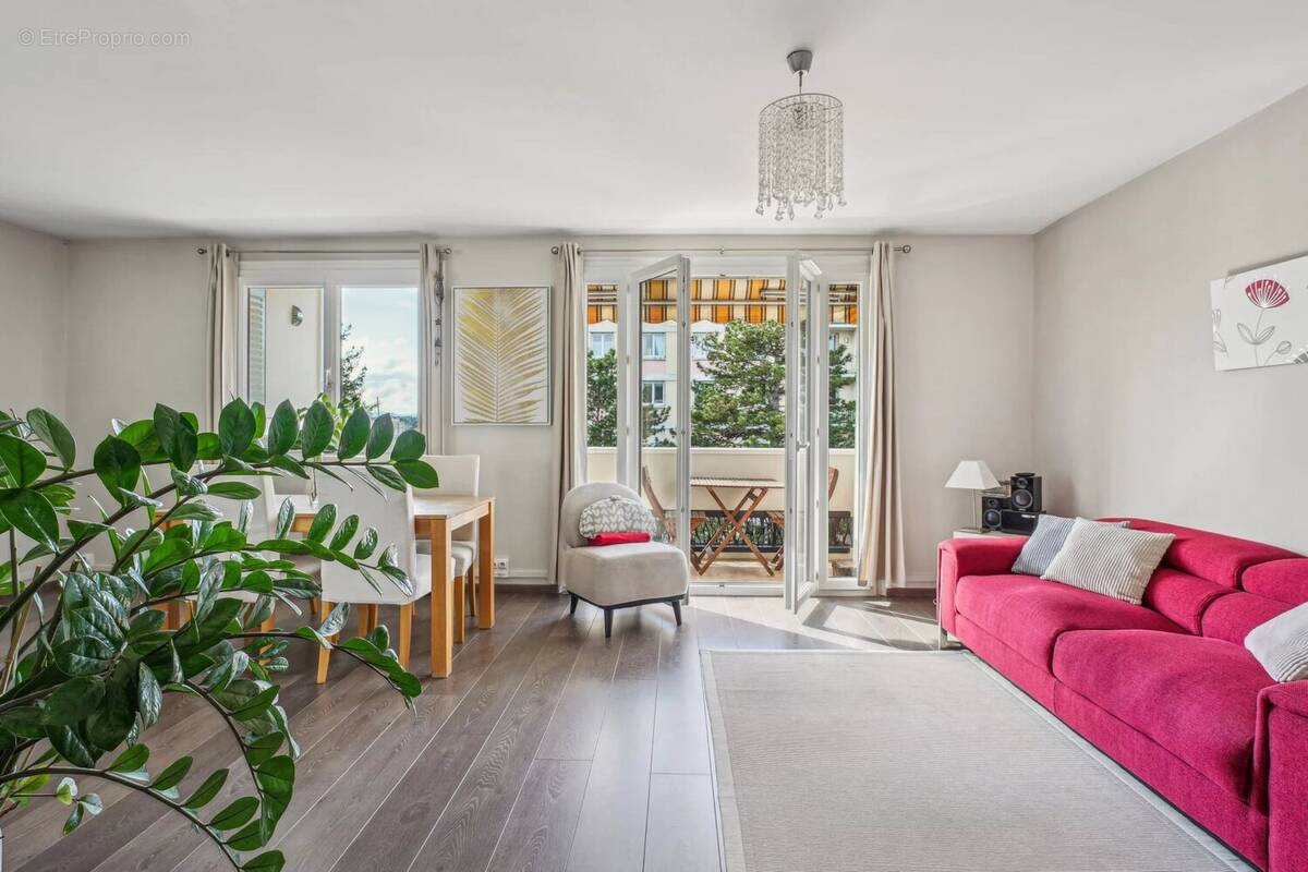 Appartement à CALUIRE-ET-CUIRE