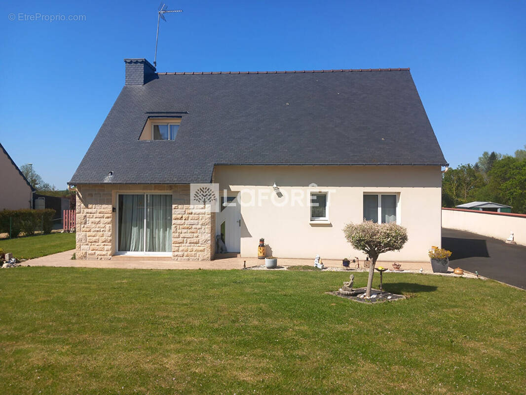 Maison à GUINGAMP