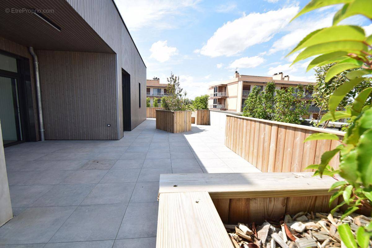 Appartement à TASSIN-LA-DEMI-LUNE