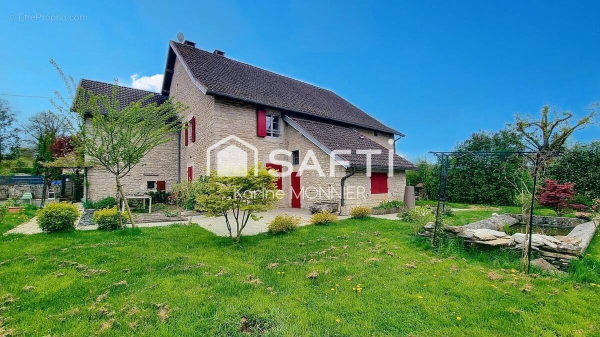 Photo 1 - Maison à CLAIRVAUX-LES-LACS