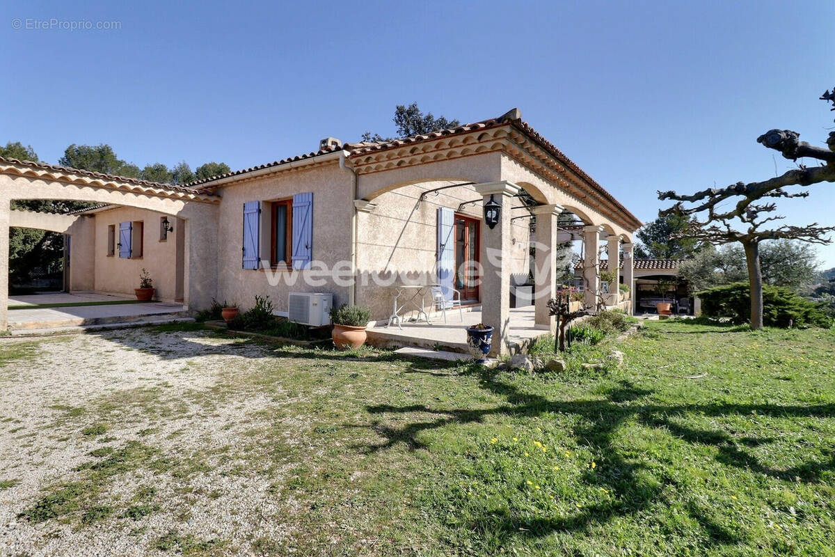 Maison à COMPS