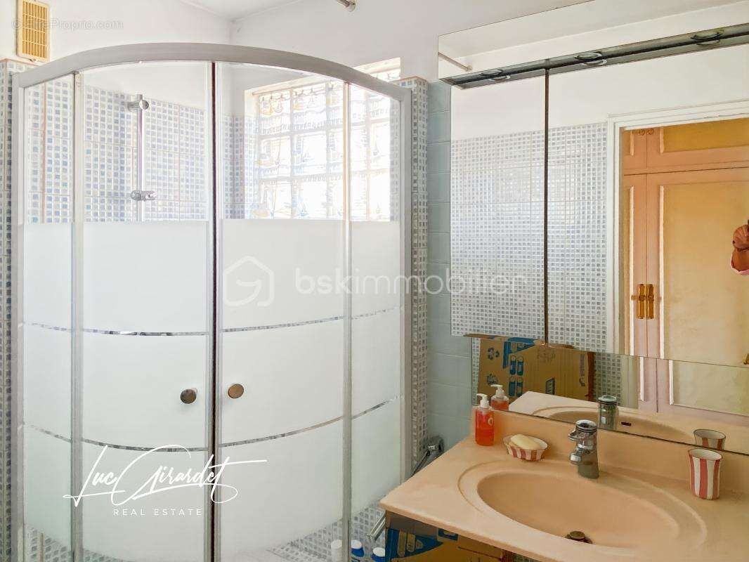Appartement à SAINT-MAUR-DES-FOSSES