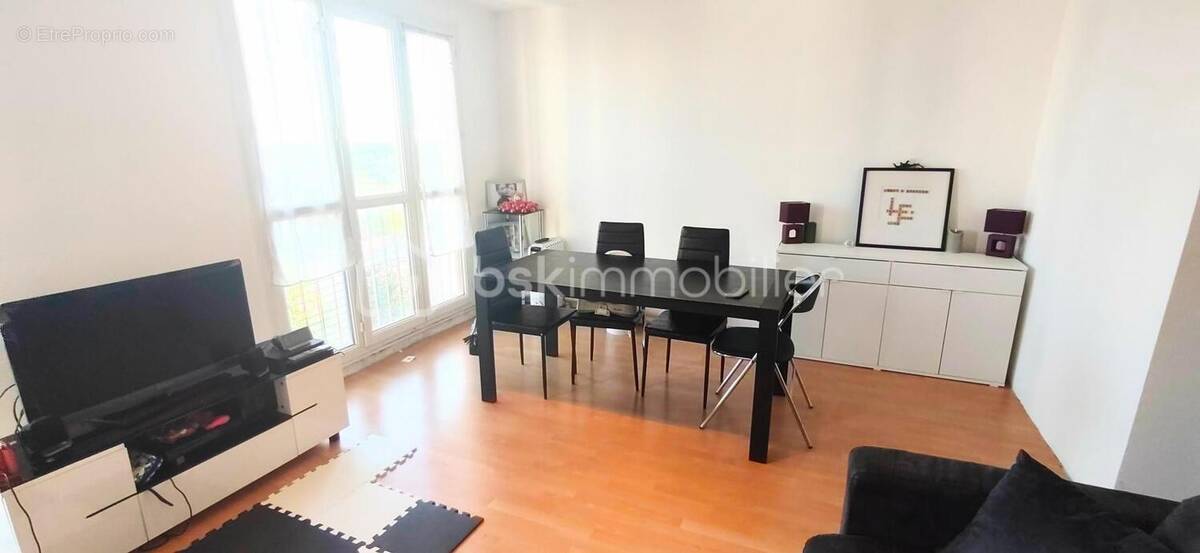 Appartement à LES ULIS