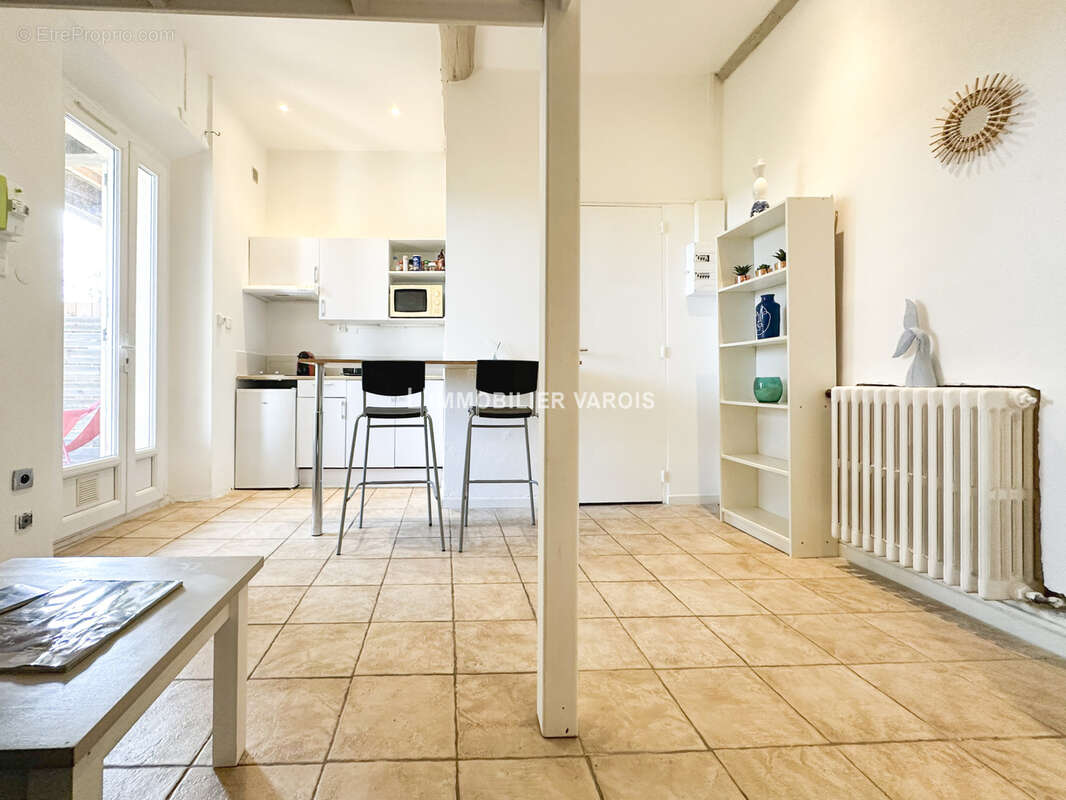 Appartement à HYERES