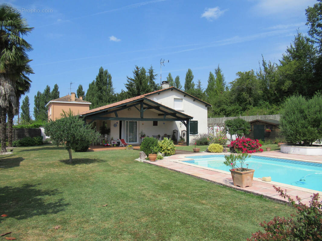 Maison à CASTELJALOUX