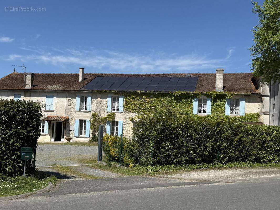 Maison à SAINT-SEVERIN