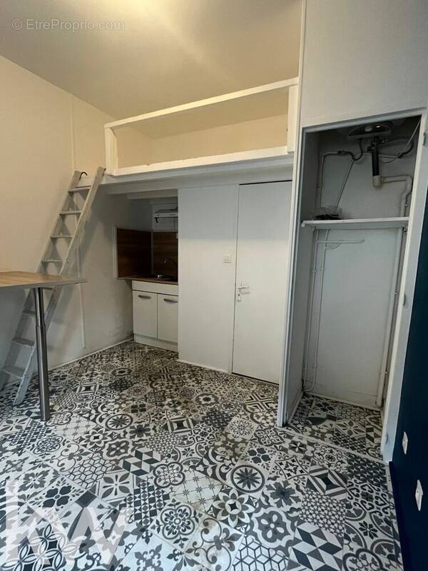 Appartement à FLEURY-LES-AUBRAIS