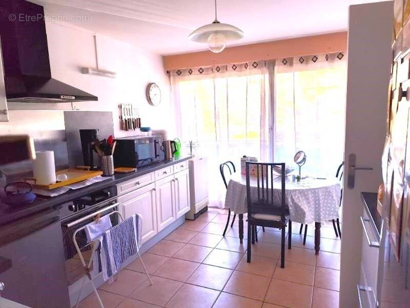 Appartement à VITROLLES