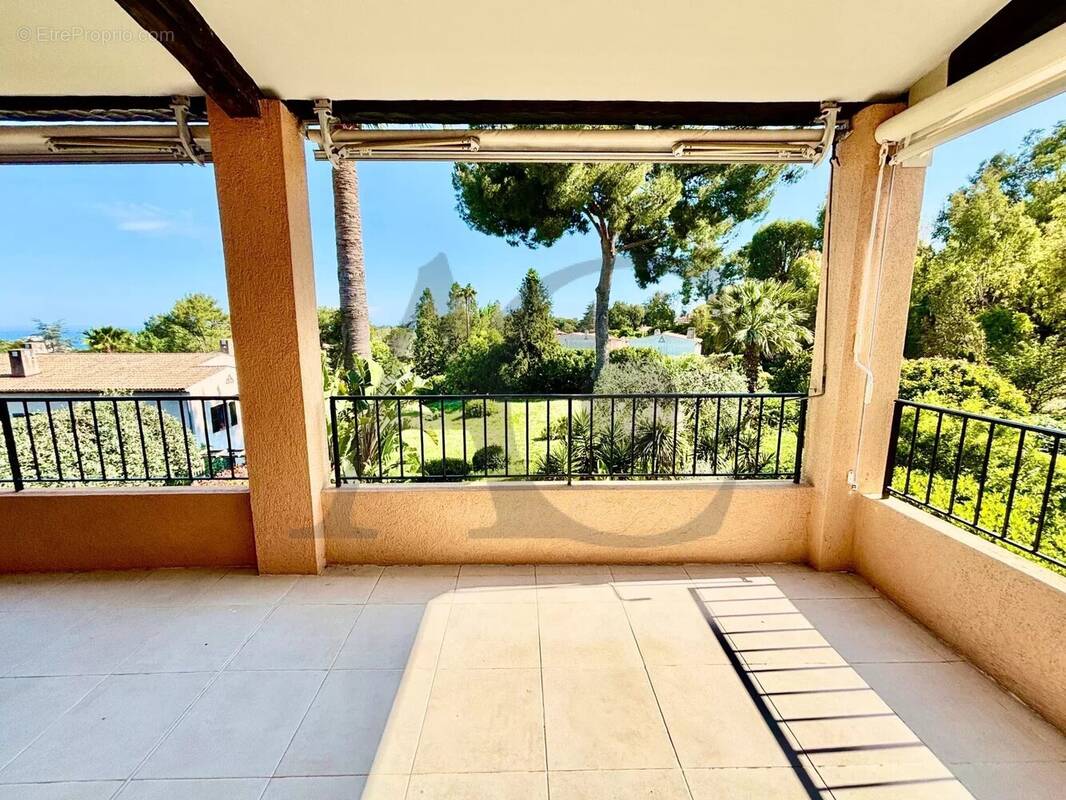 Appartement à VILLENEUVE-LOUBET