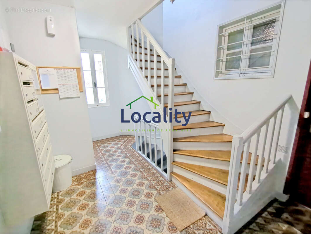 Appartement à SURESNES