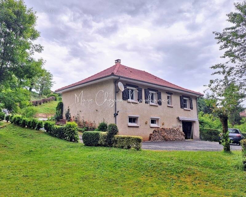 Maison à CUBLAC