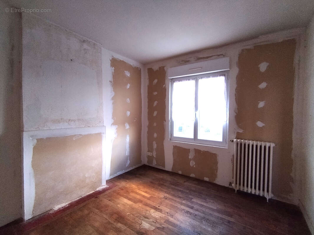 Maison à LECOUSSE