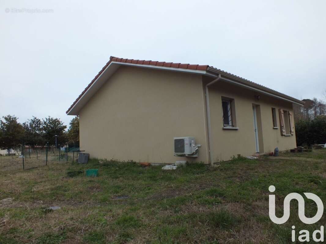 Photo 3 - Maison à COMMENSACQ
