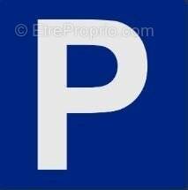 Parking à LYON-9E
