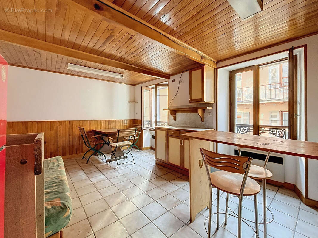 Appartement à JAUSIERS
