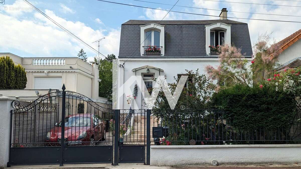 Maison à SOISY-SOUS-MONTMORENCY